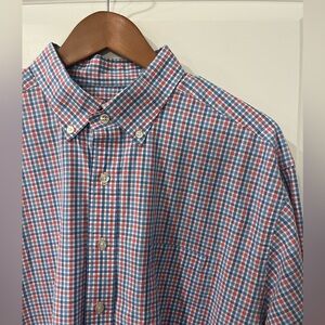 Men’s vineyard vines Button-down shirt